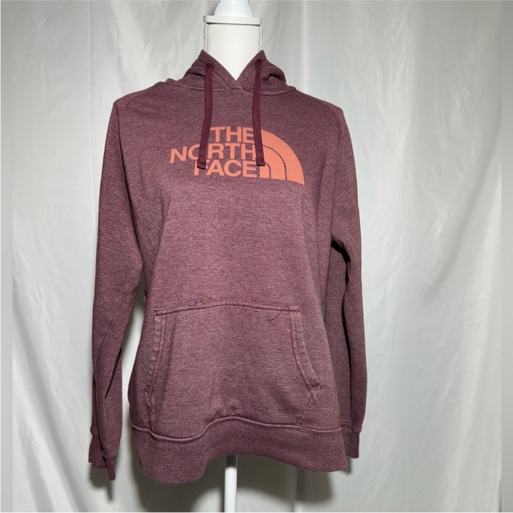 The North Face Avalon Pullover Hoodie Sweatshirt
Maroon and Peach Womens Large
